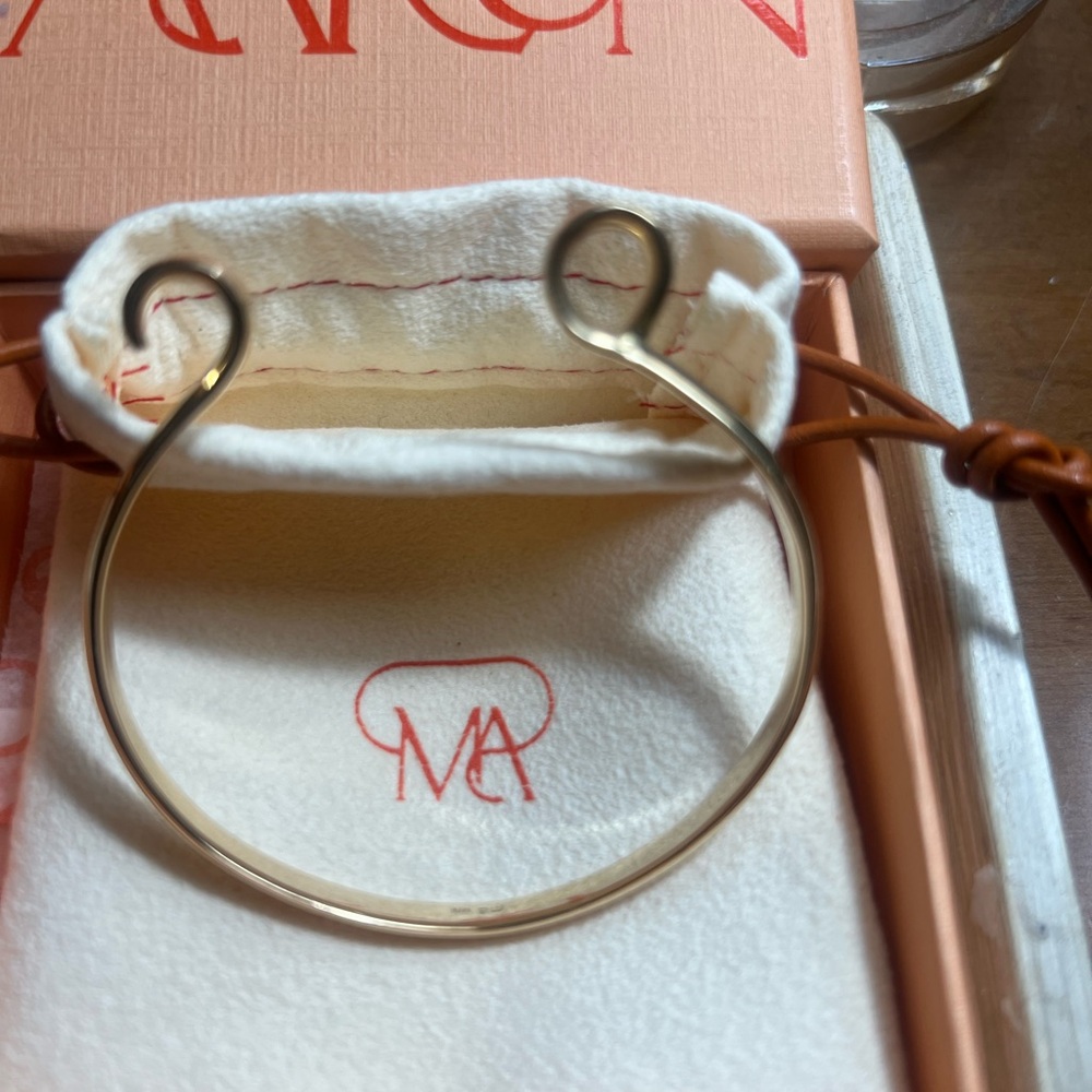 Marla Aaron 14K Yellow Gold Hard Hook Bracelet Cuff Handmade Box EUC! - Picture 3 of 16